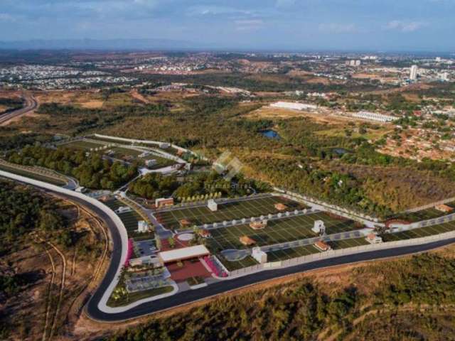 Terreno em condomínio fechado à venda na Arquiteto Hélder Cândia, 10, Ribeirão do Lipa, Cuiabá por R$ 400.000