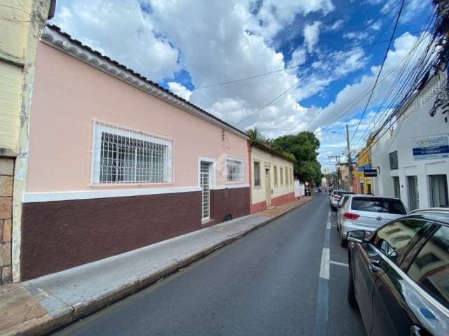 Casa com 6 quartos à venda na Candido Mariano, 658, Centro-Norte, Cuiabá por R$ 580.000