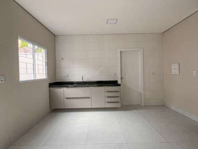 Casa com 2 quartos à venda na Trinta e Um, 1, Santa Cruz II, Cuiabá por R$ 550.000