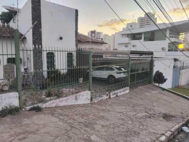 Casa comercial à venda na General Neves, 1, Duque de Caxias I, Cuiabá por R$ 1.099.000