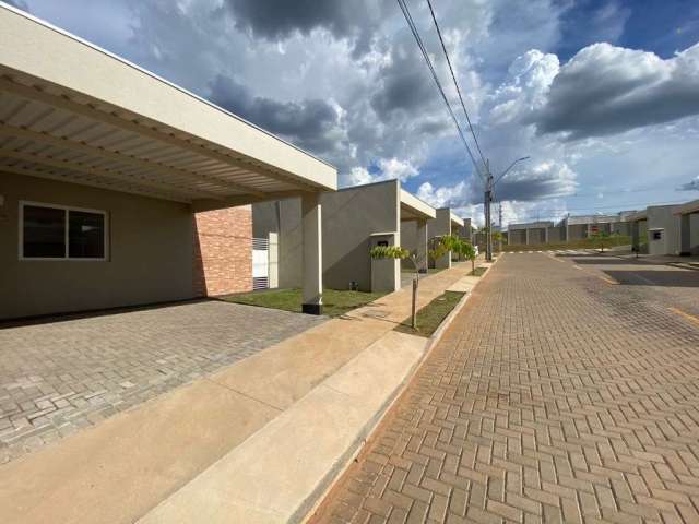 Casa em condomínio fechado com 3 quartos para alugar na J, 238, Parque Atalaia, Cuiabá por R$ 3.500