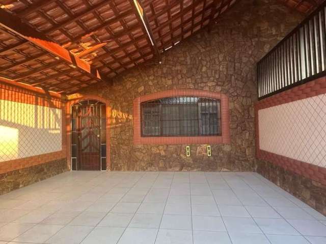 Casa Geminada com 3 Dormitórios 2 Suítes e 2 Vagas Cobertas no Tude Bastos