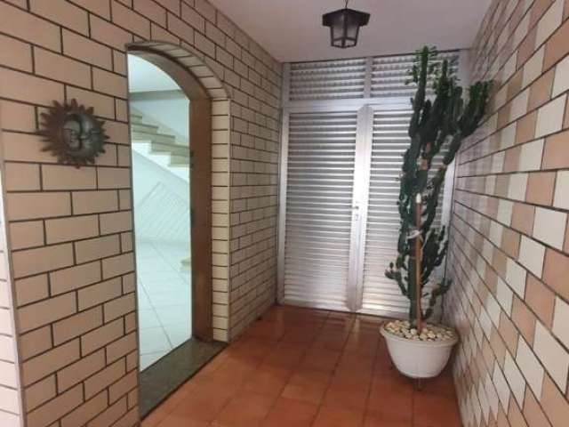 Casa com 3 quartos à venda na Rua Paraguai, Rudge Ramos, São Bernardo do Campo, 143 m2 por R$ 550.000