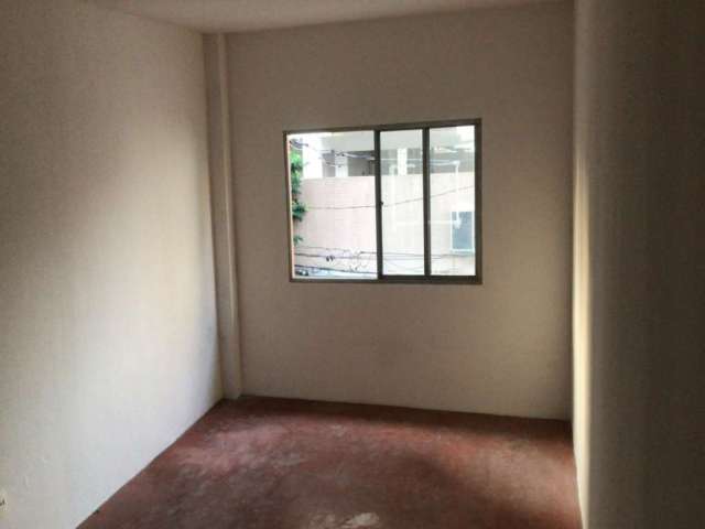 Sala comercial com 1 sala para alugar na Rua Cabreúva, Vila Helena, São Bernardo do Campo, 31 m2 por R$ 850