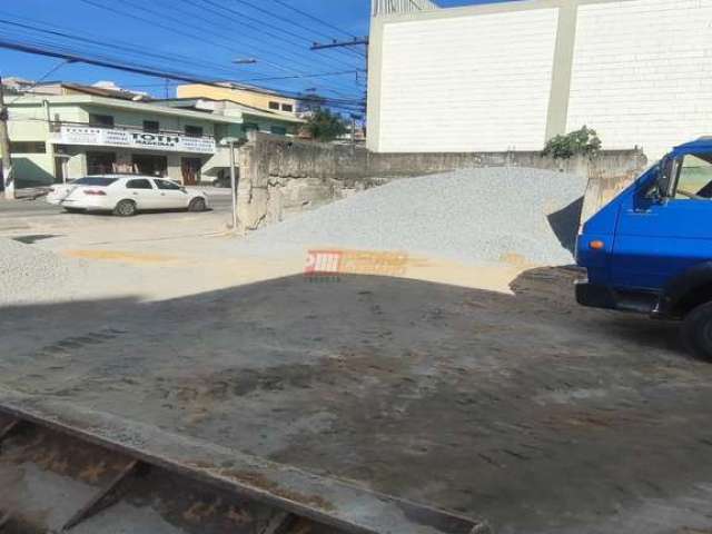 Terreno à venda na Estrada do Pedroso, Jardim Santo André, Santo André por R$ 1.500.000