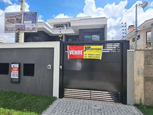 Lindo sobrado Triplex novo, frente rua com 144m2 no Boqueirão