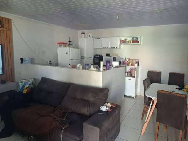 Recanto das Emas vendo  excelente casa na QD 406 Escriturada