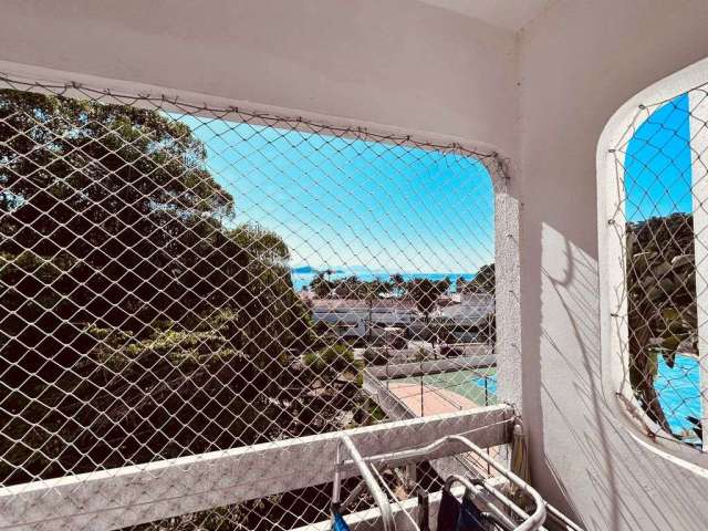 Apartamento 150 m da Praia das Toninhas