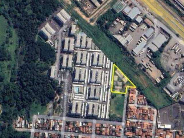 Lote comercial de 3.914,62 m² disponível para venda