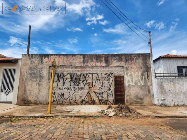 Lindo lote encaixado, plano com infra completa atrás da Facul Anhanguera