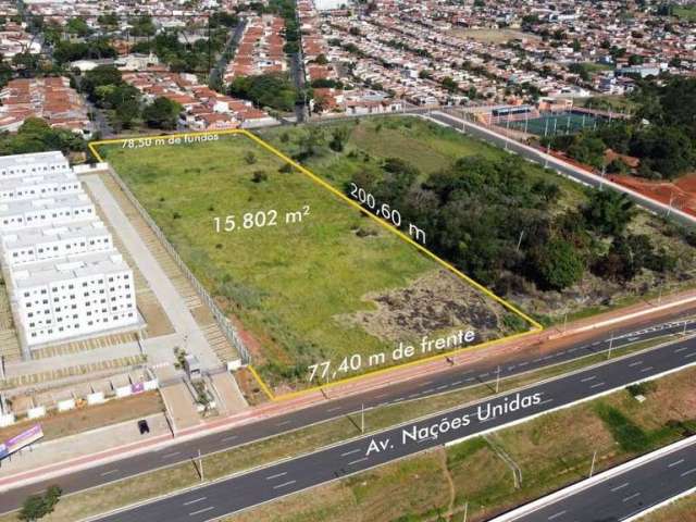 Terreno com 15.800 m² e 77 metros de frente para a av. Nações Unidas