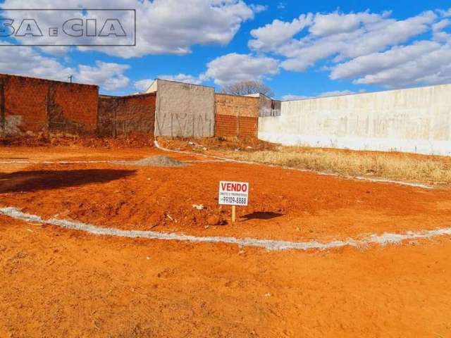 Ótimos lotes com 130m² no Pousada da Esperança