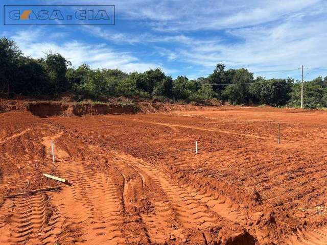 16 Lotes planos com 162m² no Jardim Marabá