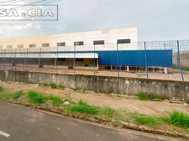 Prédio industrial com 4.502 m² no Distrito Industrial de Rio Preto