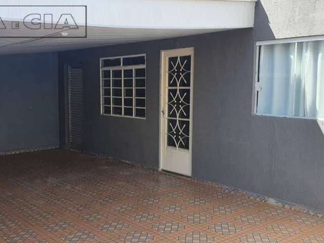 Casa com 3 dormitórios sendo 1 suíte na Vila Dutra