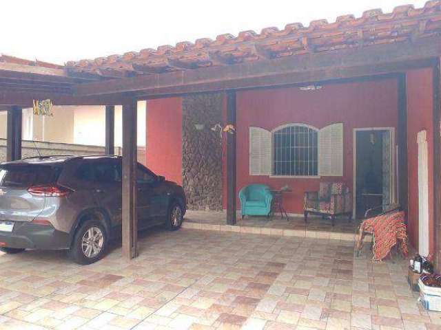 Casa com 4 Quartos à venda, 134 m² por R$ 850.000 - Itaipu - Niterói/RJ