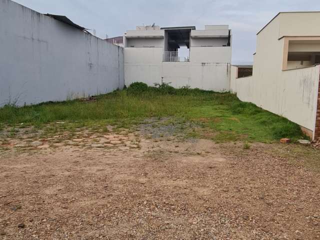 Terreno em Barra Velha - 311m² no Centro  R$ 430.000,00