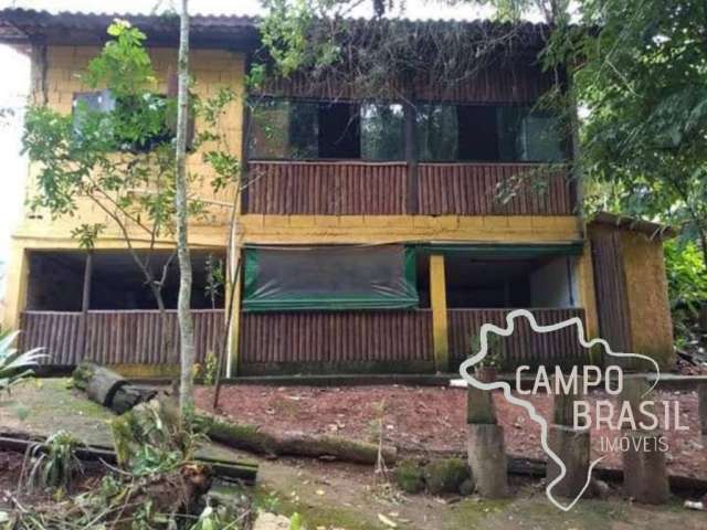 Ótima chácara 3918m², com cachoeira em paraibuna!