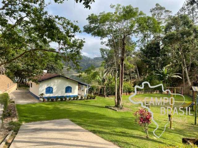 Encantador sítio na beira da represa em são josé dos campos !