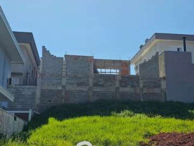 Terreno 252m² sem benfeitorias no residencial mantiqueira !