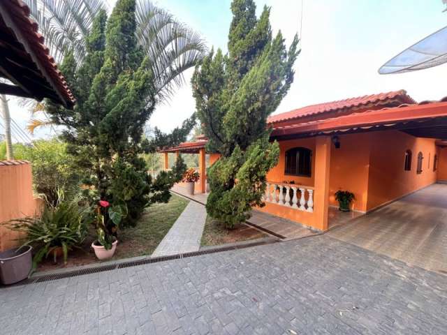 CO00365 - Casa Espetacular em Condomínio Privilegiado em São Roque - SP.