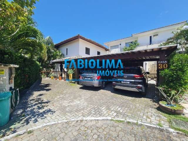 Casa a venda em condomínio na Av. Priscila Dutra, Lauro de Freitas