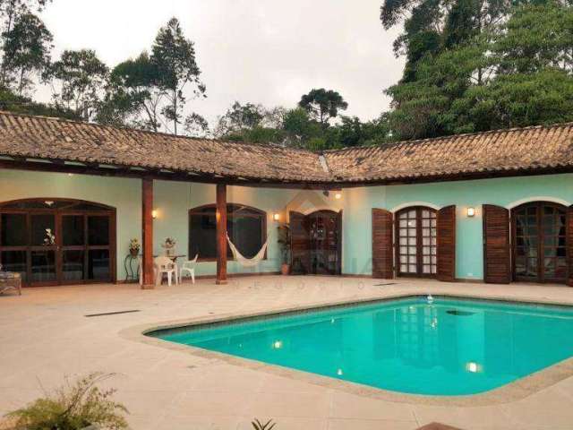 Casa com 3 dormitórios à venda, 570 m² por R$ 1.600.000,00 - Chácara Italago - Itapecerica da Serra/SP