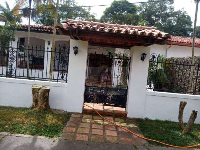 Casa com 4 dormitórios à venda, 369 m² por R$ 1.300.000,00 - Granja Viana - Cotia/SP