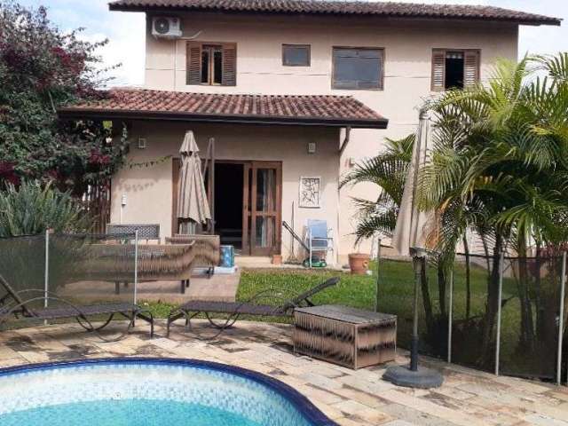 Casa com 3 dormitórios à venda, 232 m² por R$ 1.200.000,00 - Granja Viana - Cotia/SP