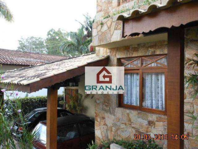 Casa com 4 dormitórios à venda, 300 m² por R$ 980.000,00 - Granja Viana - Jandira/SP