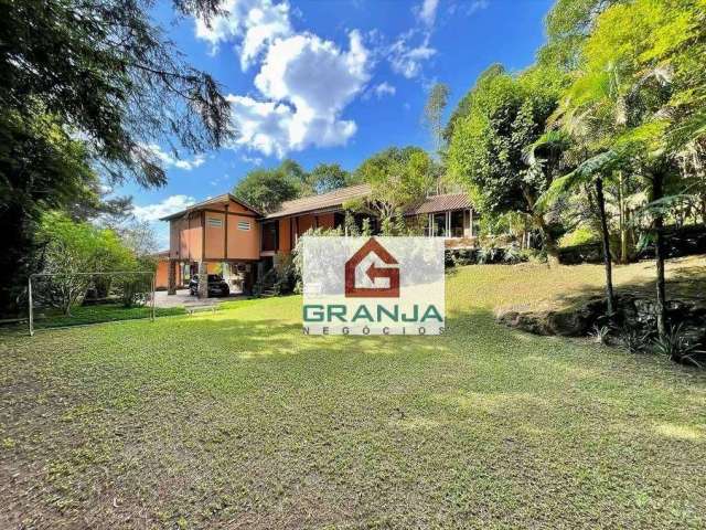 OPORTUNIDADE! Casa de 439m² c/terreno de 6.379m² - Granja Viana à venda por R$1.870.000,00