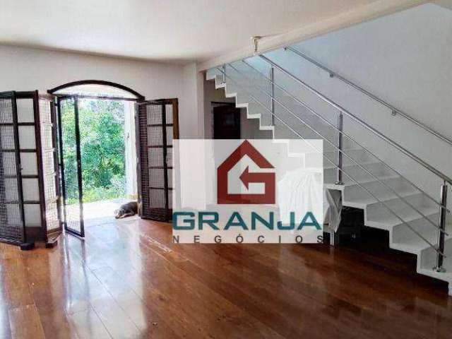 Casa com 6 dormitórios para alugar, 285 m² por R$ 6.421,00/mês - Granja Viana - Cotia/SP