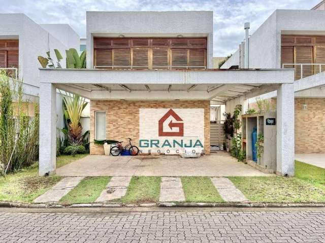 Casa com 3 dormitórios à venda, 173 m² por R$ 899.000 - Granja Viana - Cotia/SP