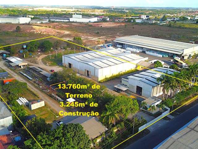 GALPÃO A VENDA EM CAMAÇARI com uma área construída de 3245,12m² em um terreno de 13761,00m²