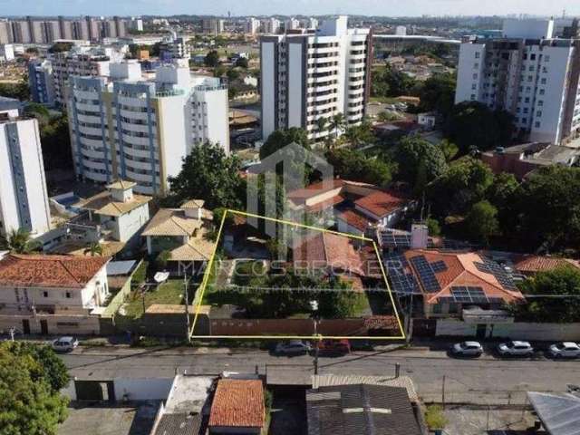 LAURO DE FREITAS - OPORTUNIDADE  para Comércio, Empresas ou Incorporação na Rua Dr Barreto. Terreno com 1.067m² com 28m de frente. R$1.500.000,00.