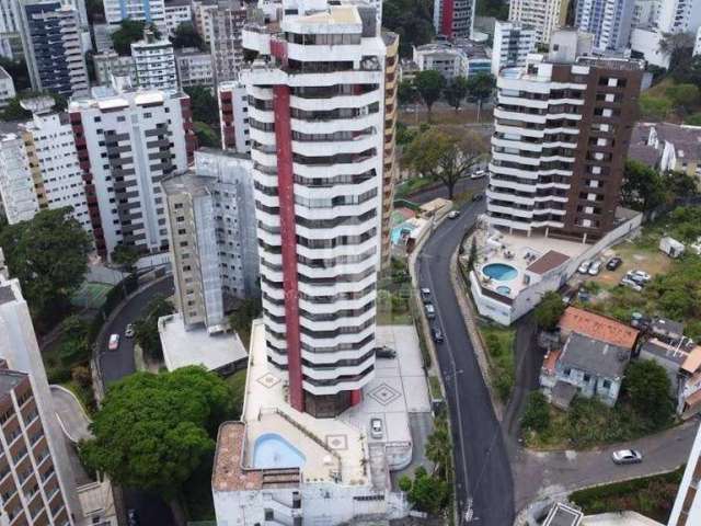 VENDA: Jardim Apipema. Apartamento com 305m². 1 por andar. Vista panorâmica do Bairro.