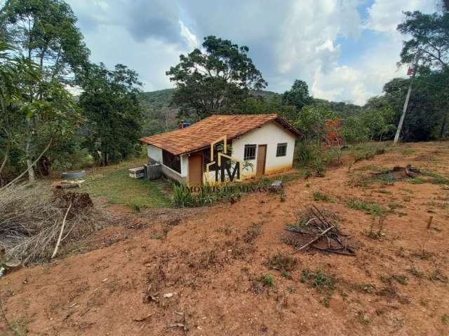 Chácara de 2000m² á venda em Itatiaiuçu, com 02 quartos, escritura e registro