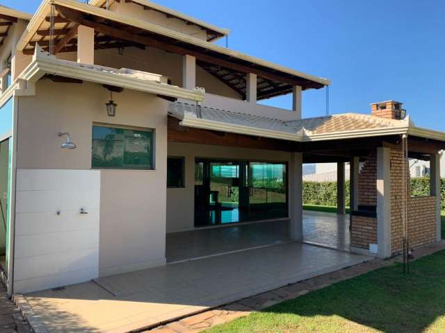 Casa de condomínio á venda 1000m², com 04 quartos sendo 01 suíte em Igarapé MG!