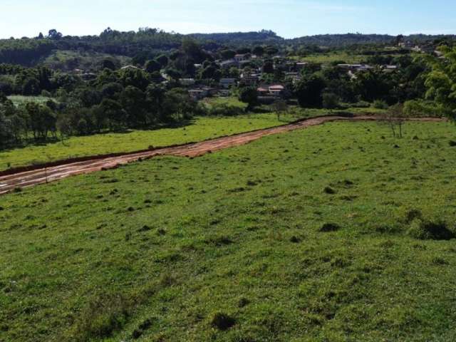 Seu refúgio rural espera por você: Chácaras planas em condomínio fechado á venda em Itaúna-MG!