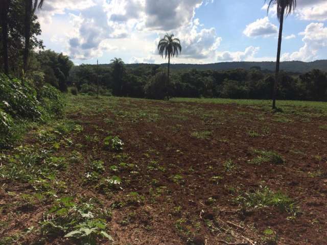 Terreno de 6000m² á venda por R$ 220.000 em Mateus Leme-MG!