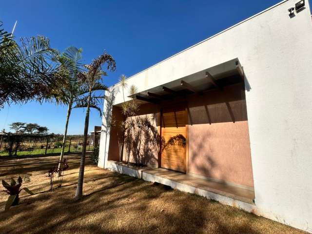 Sítio á venda com 03 quartos sendo 01 suíte, terreno de 1000m² em Igarapé MG!