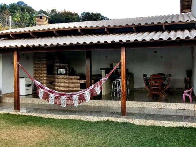 Casa de condomínio a venda Igarapé MG! Estuda pegar Apartamento de menor valor.