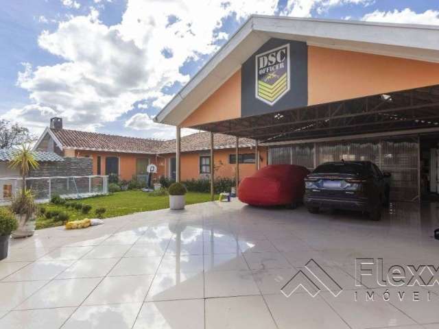 Casa com 4 dormitórios à venda, 700 m² por R$ 1.600.000,00 - Cajuru - Curitiba/PR