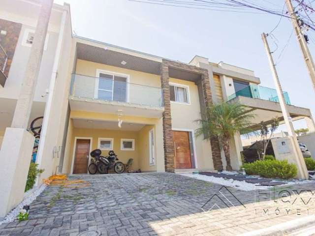 Sobrado com 3 dormitórios à venda, 156 m² por R$ 980.000,00 - Umbará - Curitiba/PR