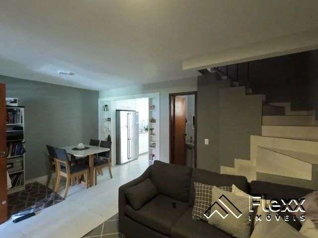 Sobrado com 3 dormitórios à venda, 77 m² por R$ 555.500,00 - Cajuru - Curitiba/PR