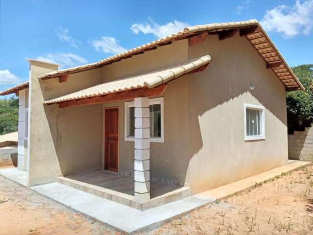 Imperdível oportunidade: Casa em condomínio à venda em Paty do Alferes-RJ, bairro Mantiquira, 2 quartos, 1 suíte, 1 sala, 2 banheiros, 1 vaga, 223,22m2