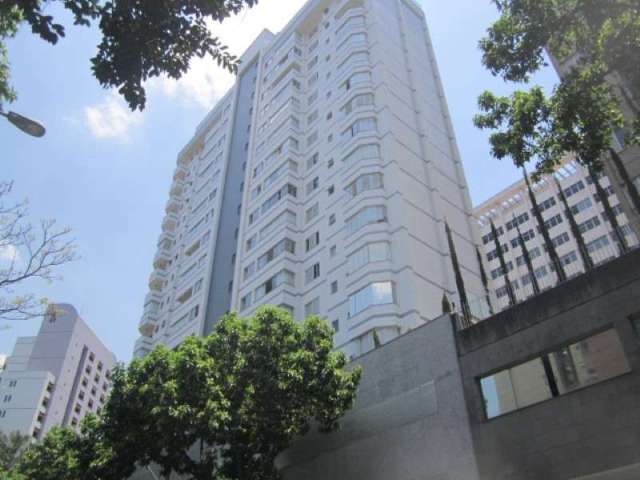 Apartamento à venda na Savassi, Belo Horizonte-MG: 2 quartos, 1 suíte, 1 sala, 3 banheiros, 2 vagas - 69,10 m² de pura sofisticação!