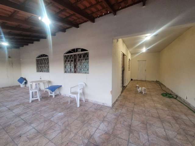 Casa na Qnl 8 - Taguatinga Norte - Aceita financiamento