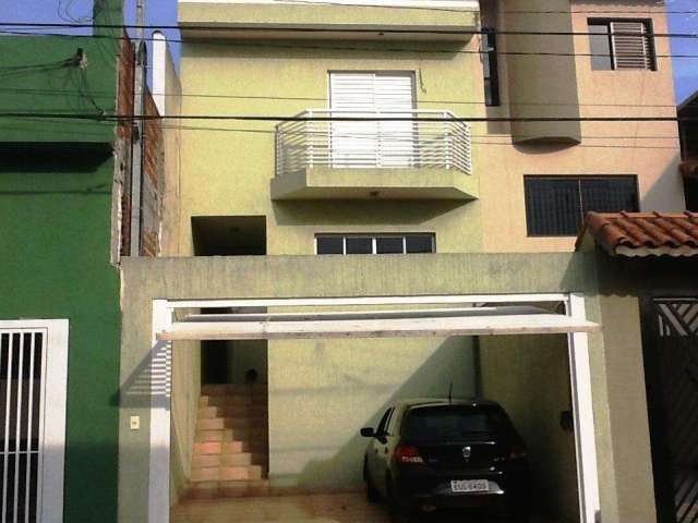 Sobrado à venda, 3 quartos, 1 suíte, 2 vagas, Vila Olinda - São Paulo/SP