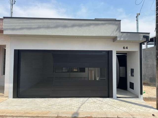 Imperdível oportunidade: Casa à venda em Bragança Paulista-SP, Residencial Quinta dos Vinhedos, 3 quartos, 1 suíte, 2 salas, 2 vagas, 138m².